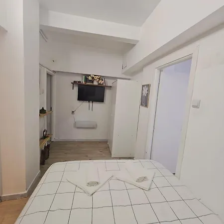 Ultracentral Victoriei Apartment Bucharest